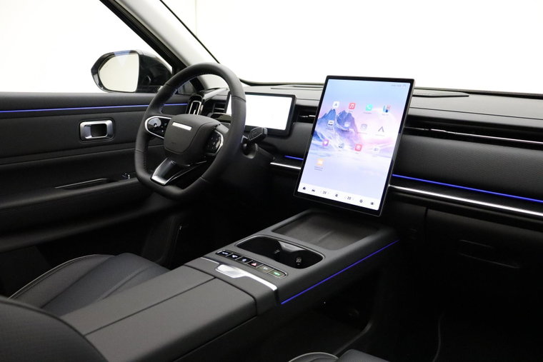 Vehicle Image 21