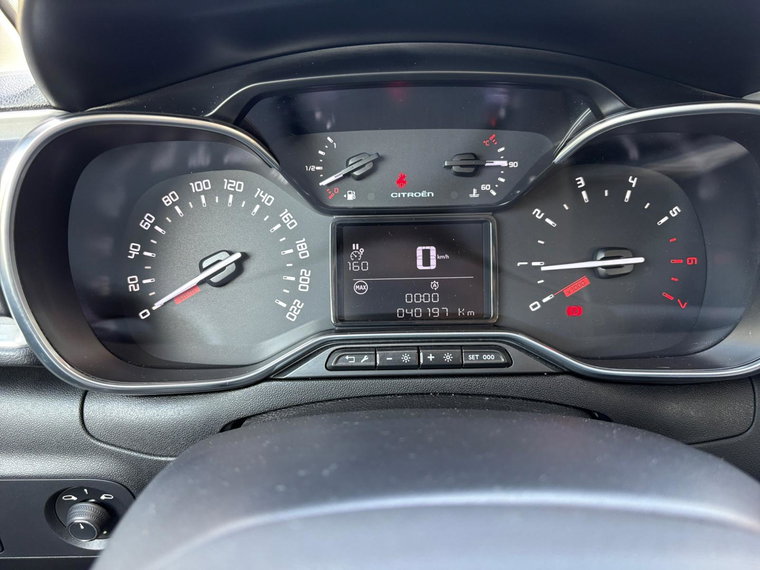Vehicle Image 31