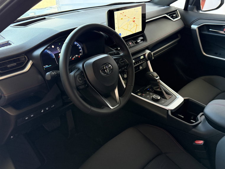 Vehicle Image 9