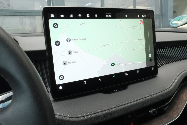 Vehicle Image 13