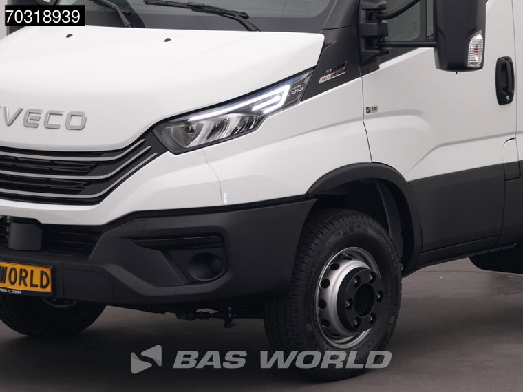 Vehicle Image 39
