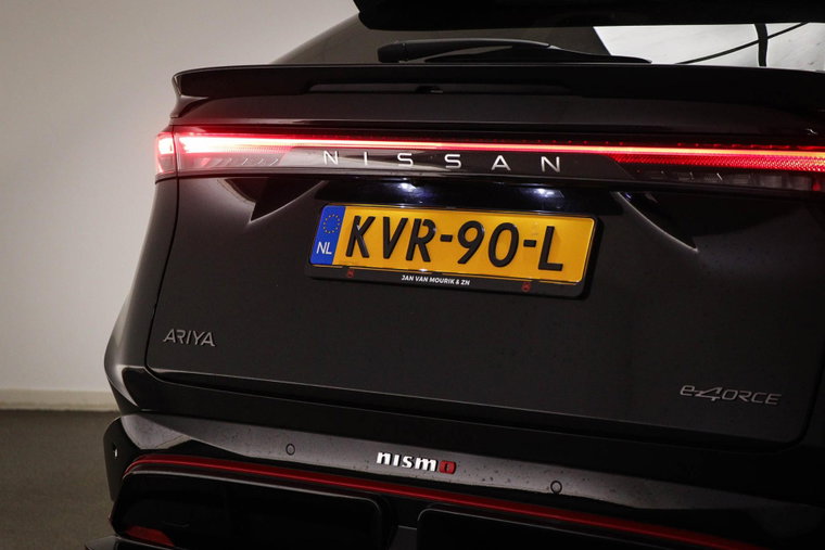 Vehicle Image 24
