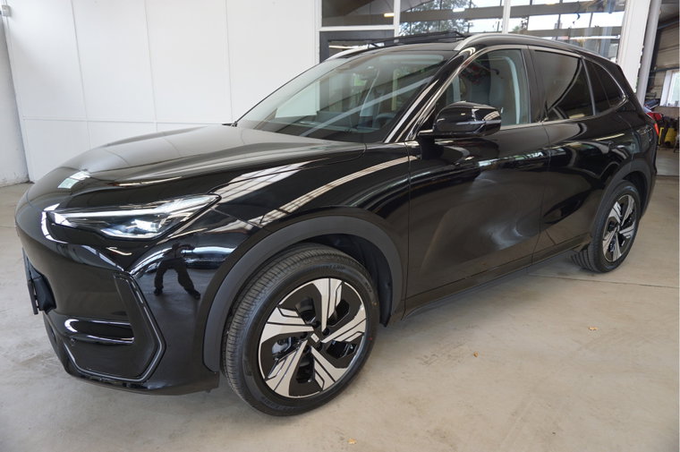 Vehicle Image 6