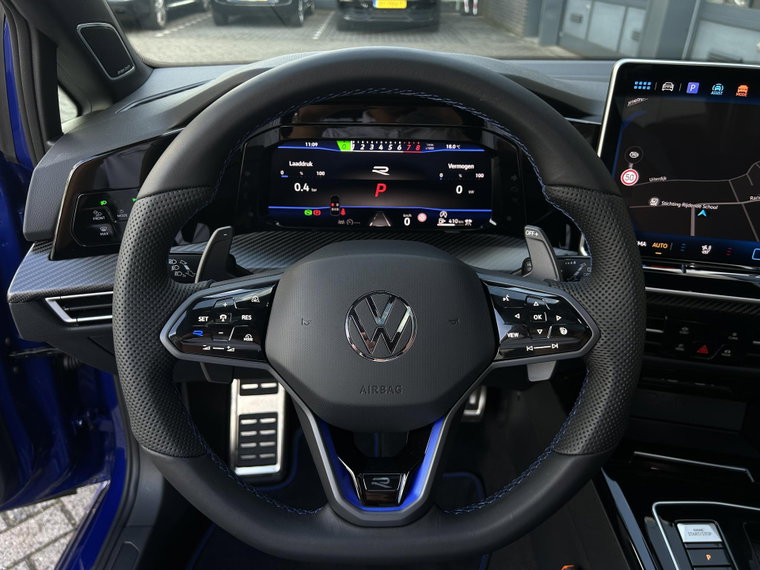 Vehicle Image 24