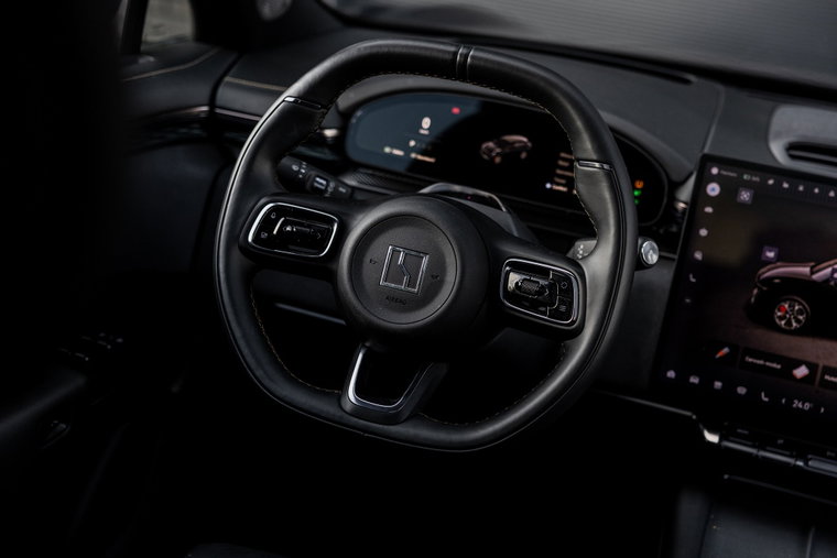Vehicle Image 9