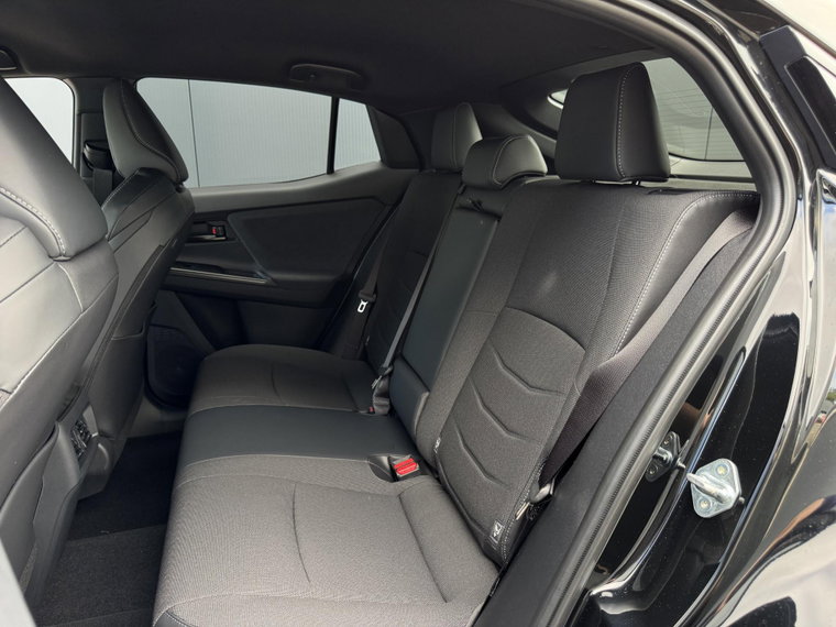 Vehicle Image 17