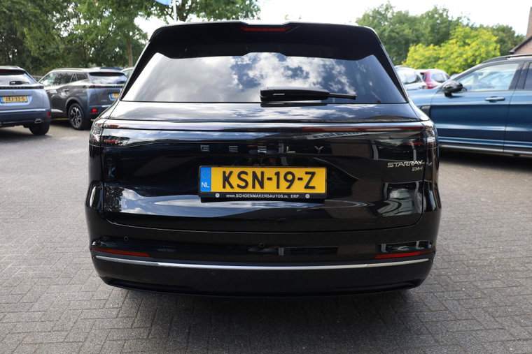 Vehicle Image 27