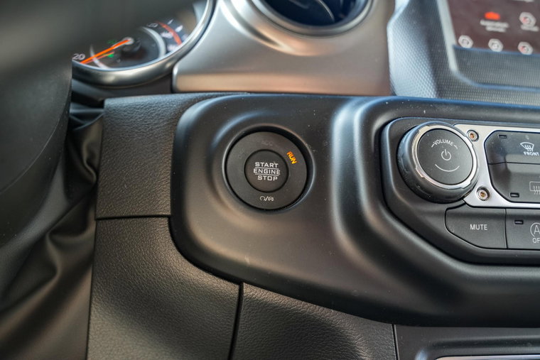 Vehicle Image 24