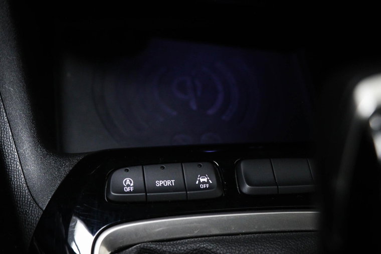 Vehicle Image 36