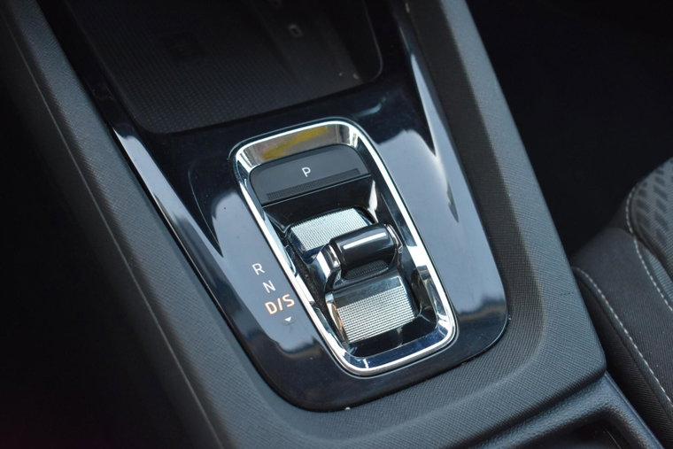 Vehicle Image 23