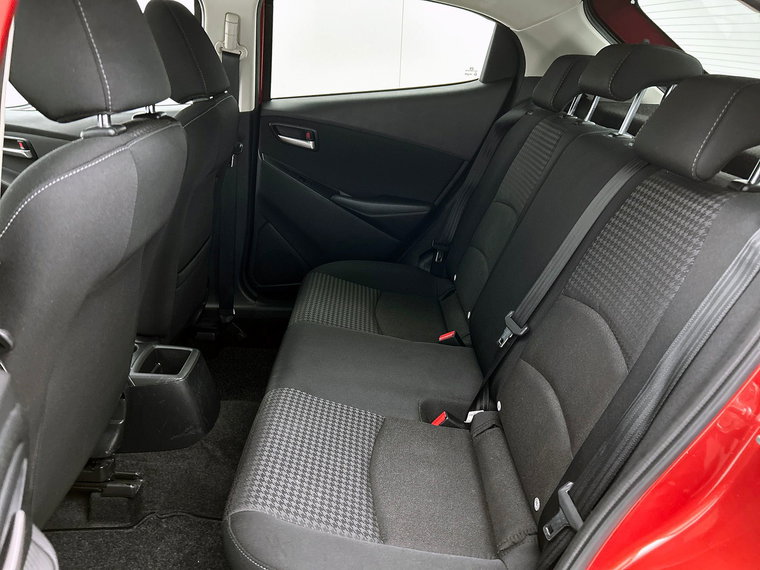 Vehicle Image 29