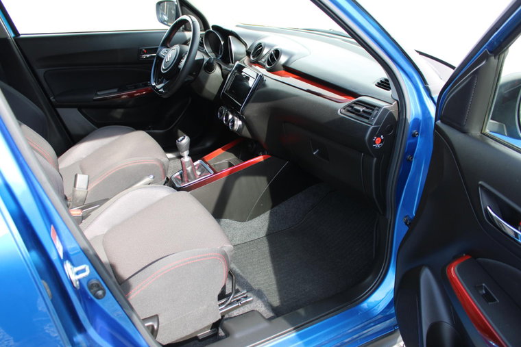 Vehicle Image 15