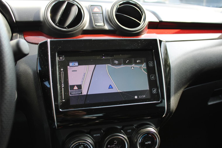 Vehicle Image 19