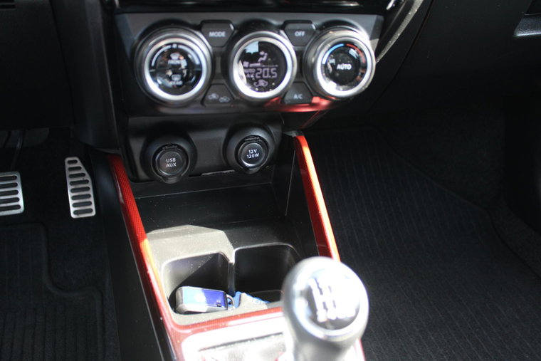 Vehicle Image 21