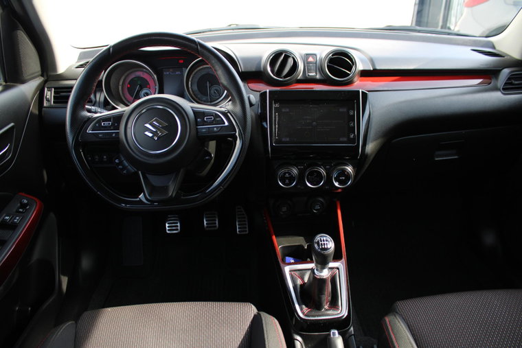 Vehicle Image 9