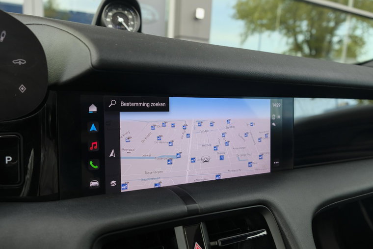 Vehicle Image 36