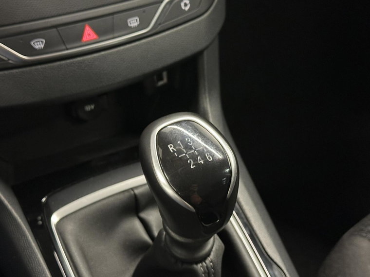 Vehicle Image 33