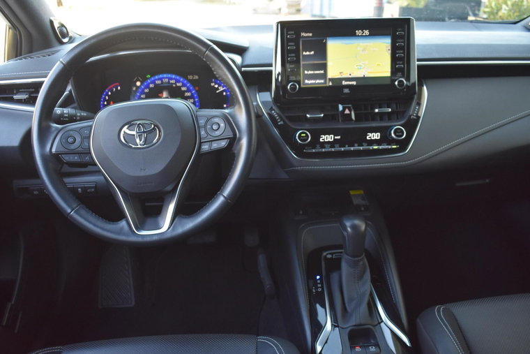 Vehicle Image 12