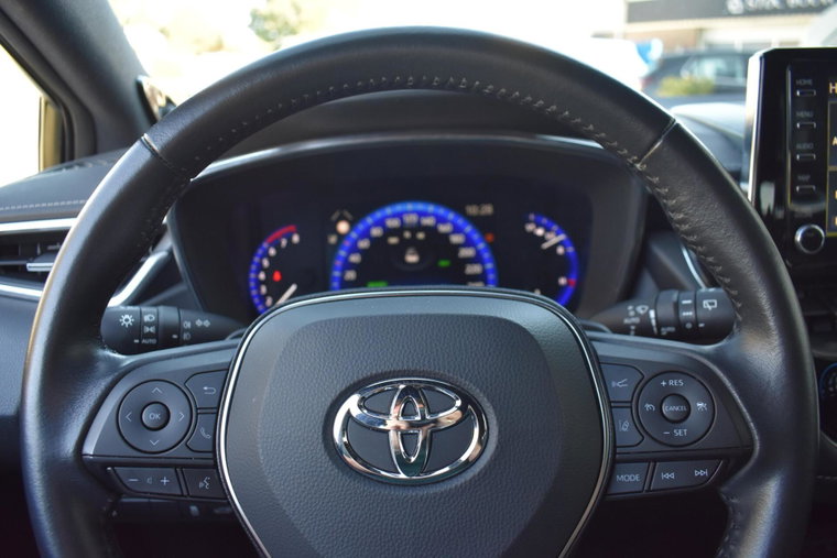 Vehicle Image 13