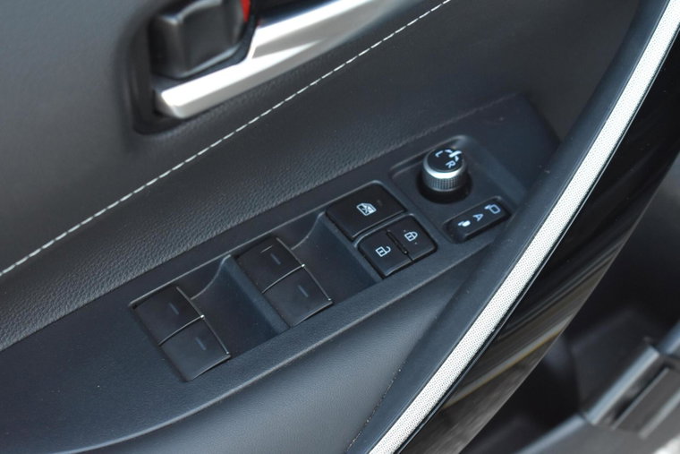 Vehicle Image 26