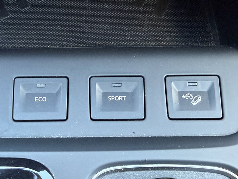 Vehicle Image 42