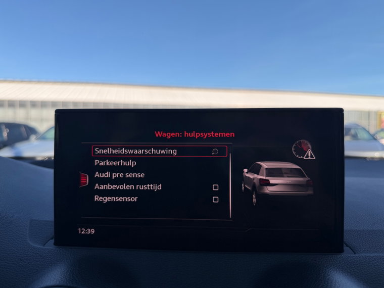 Vehicle Image 18