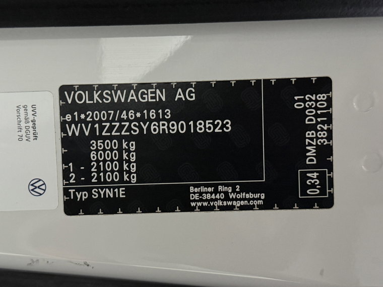Vehicle Image 30