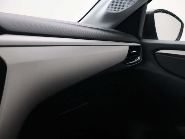 Vehicle Image 39