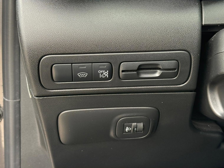 Vehicle Image 27