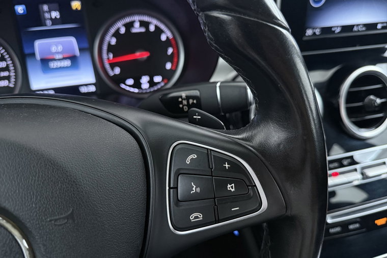 Vehicle Image 26