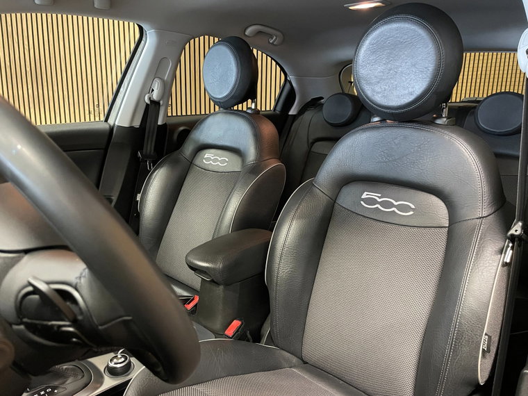 Vehicle Image 28