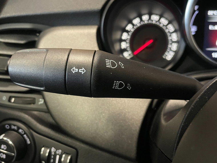 Vehicle Image 39
