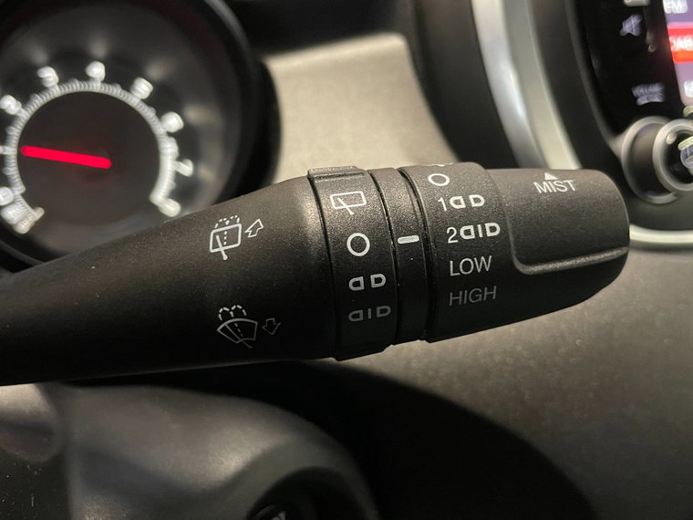 Vehicle Image 40