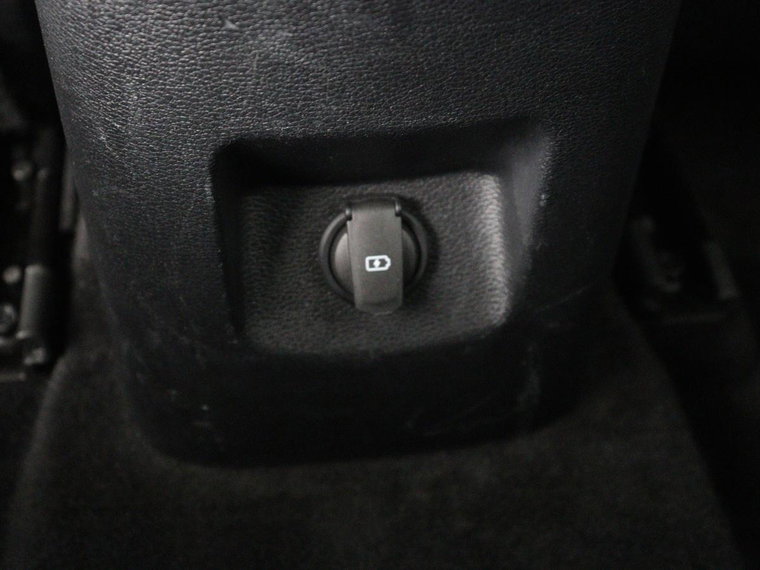 Vehicle Image 39