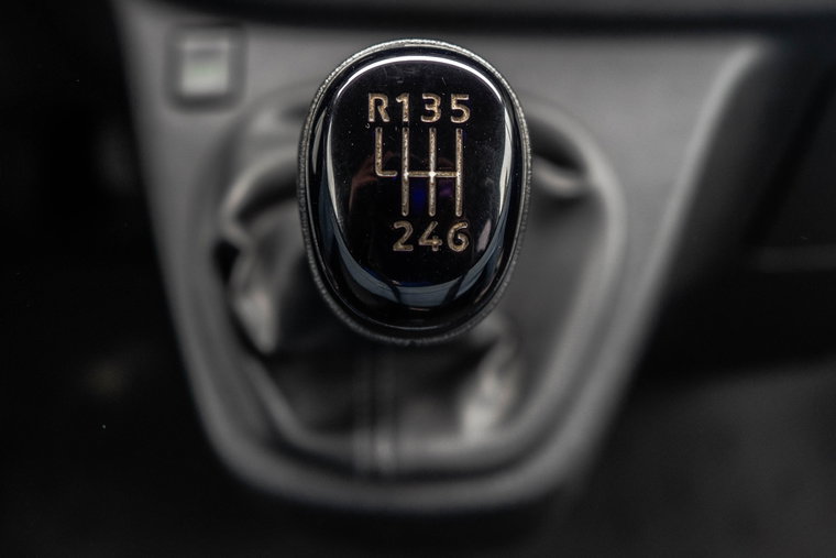 Vehicle Image 26
