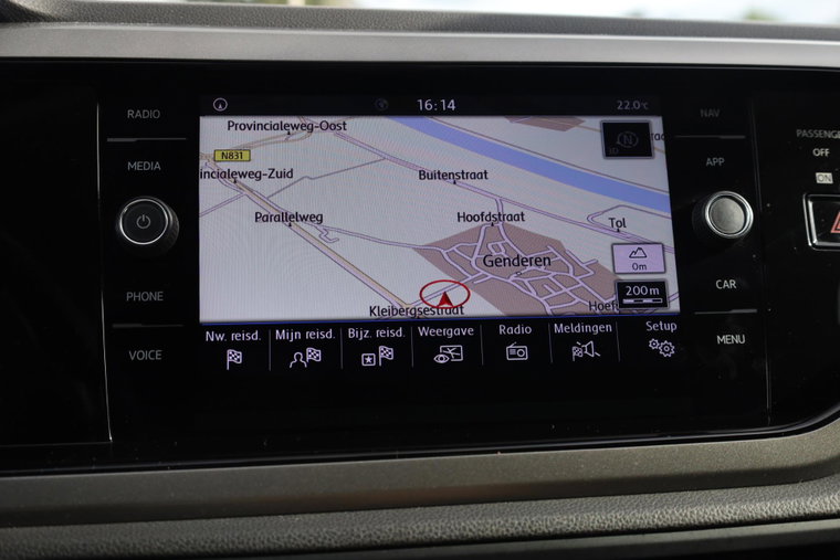 Vehicle Image 22