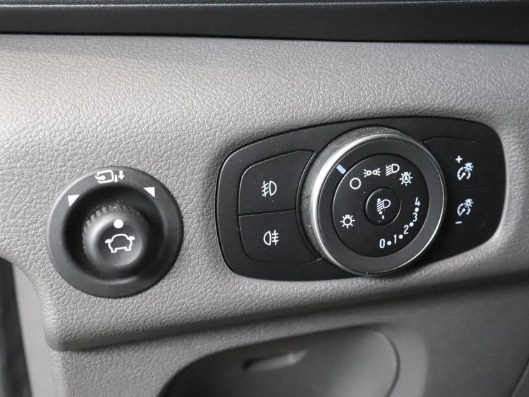 Vehicle Image 24