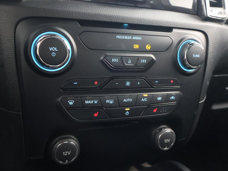 Vehicle Image 43