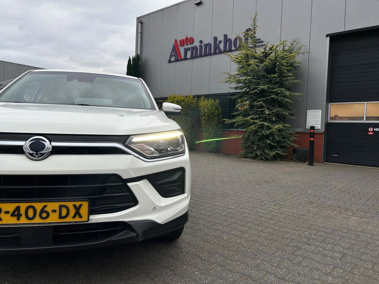Vehicle Image 27