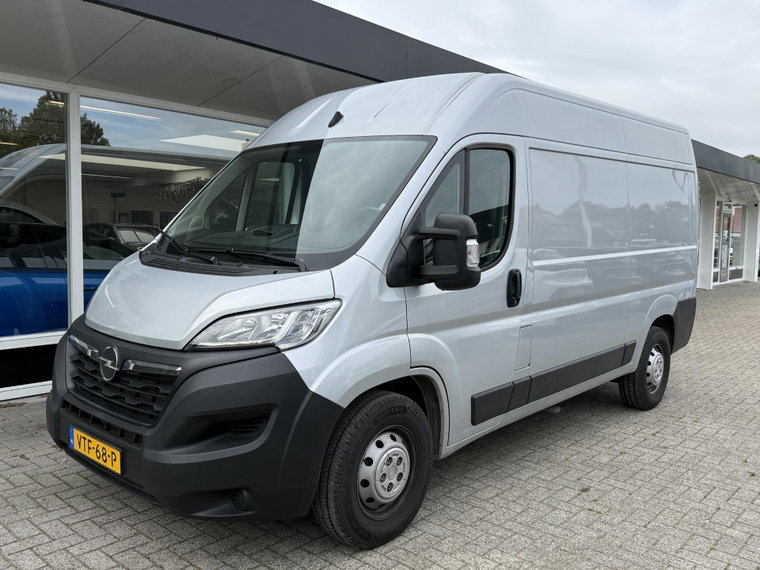 Vehicle Image 28