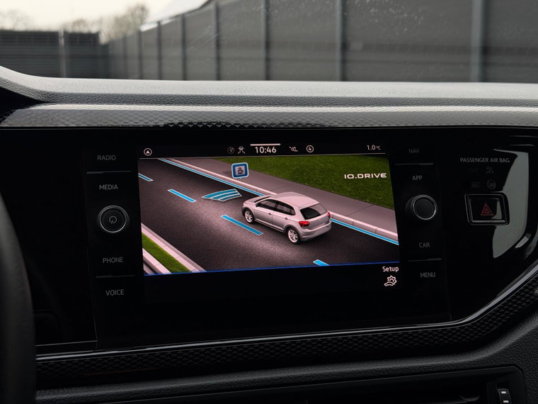 Vehicle Image 18
