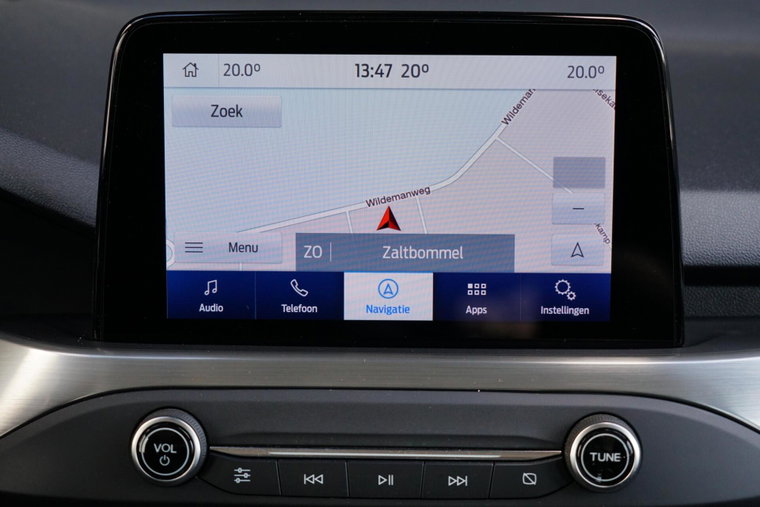 Vehicle Image 9