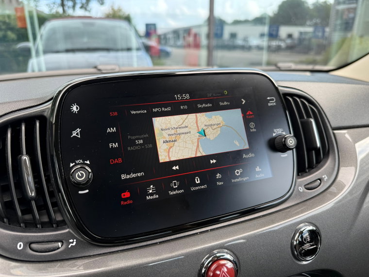 Vehicle Image 18