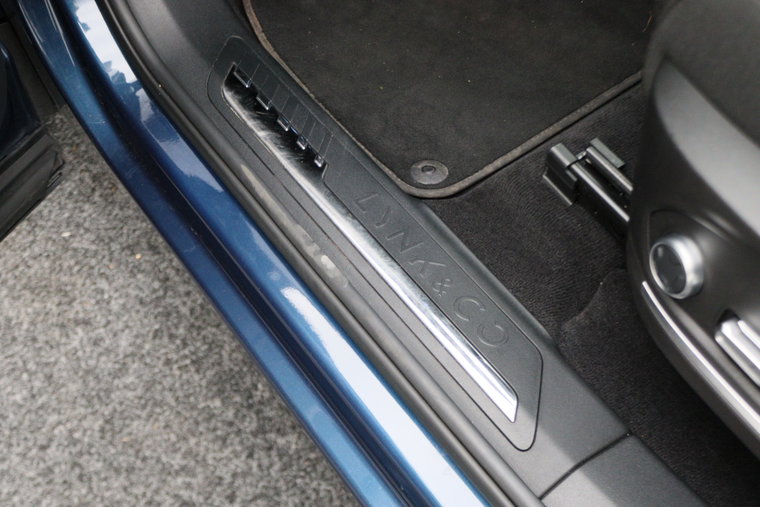 Vehicle Image 31