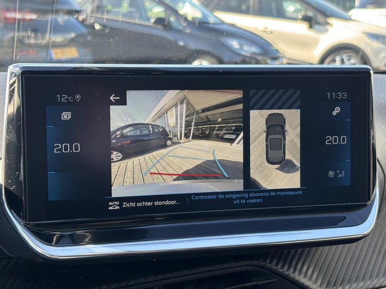 Vehicle Image 21