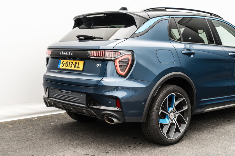Vehicle Image 30