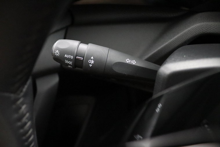 Vehicle Image 45