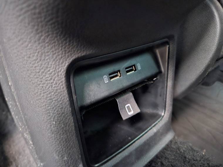 Vehicle Image 24
