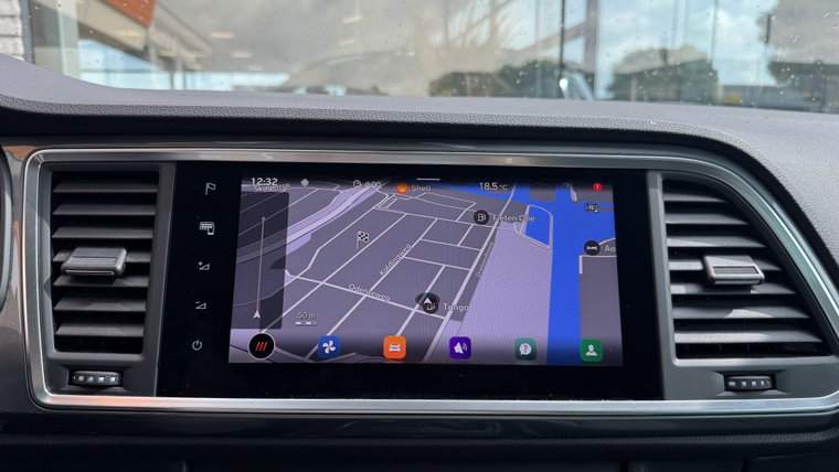 Vehicle Image 16