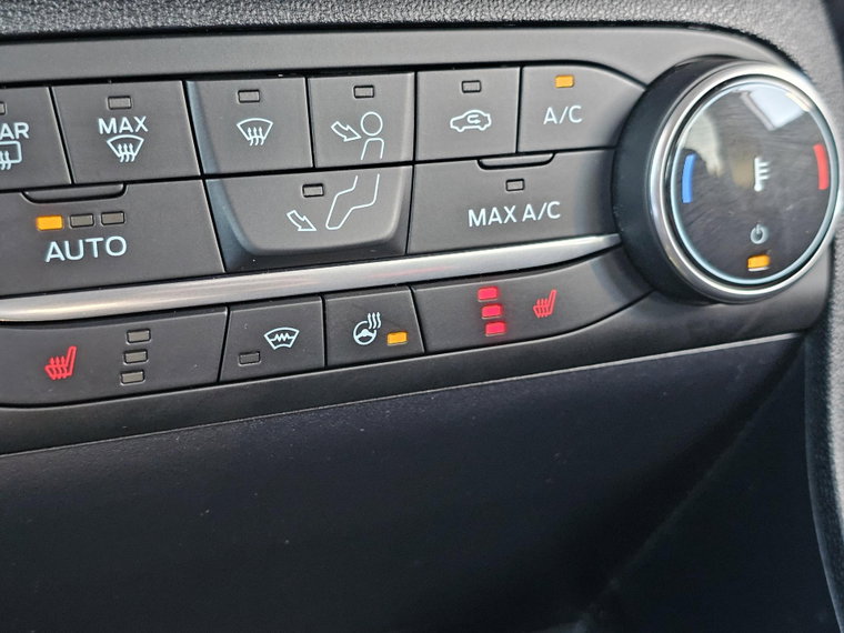 Vehicle Image 27